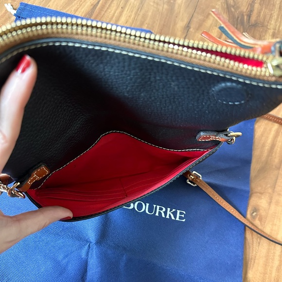 Dooney & Bourke Crossbody - Picture 4 of 11